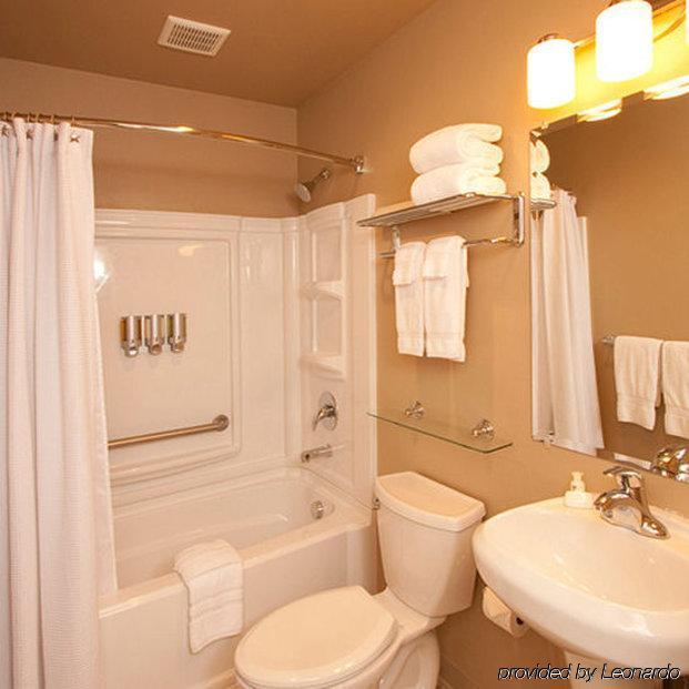 Lakeshore Inn Lake Oswego Esterno foto