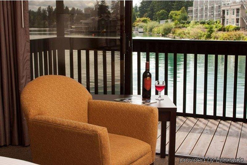 Lakeshore Inn Lake Oswego Esterno foto