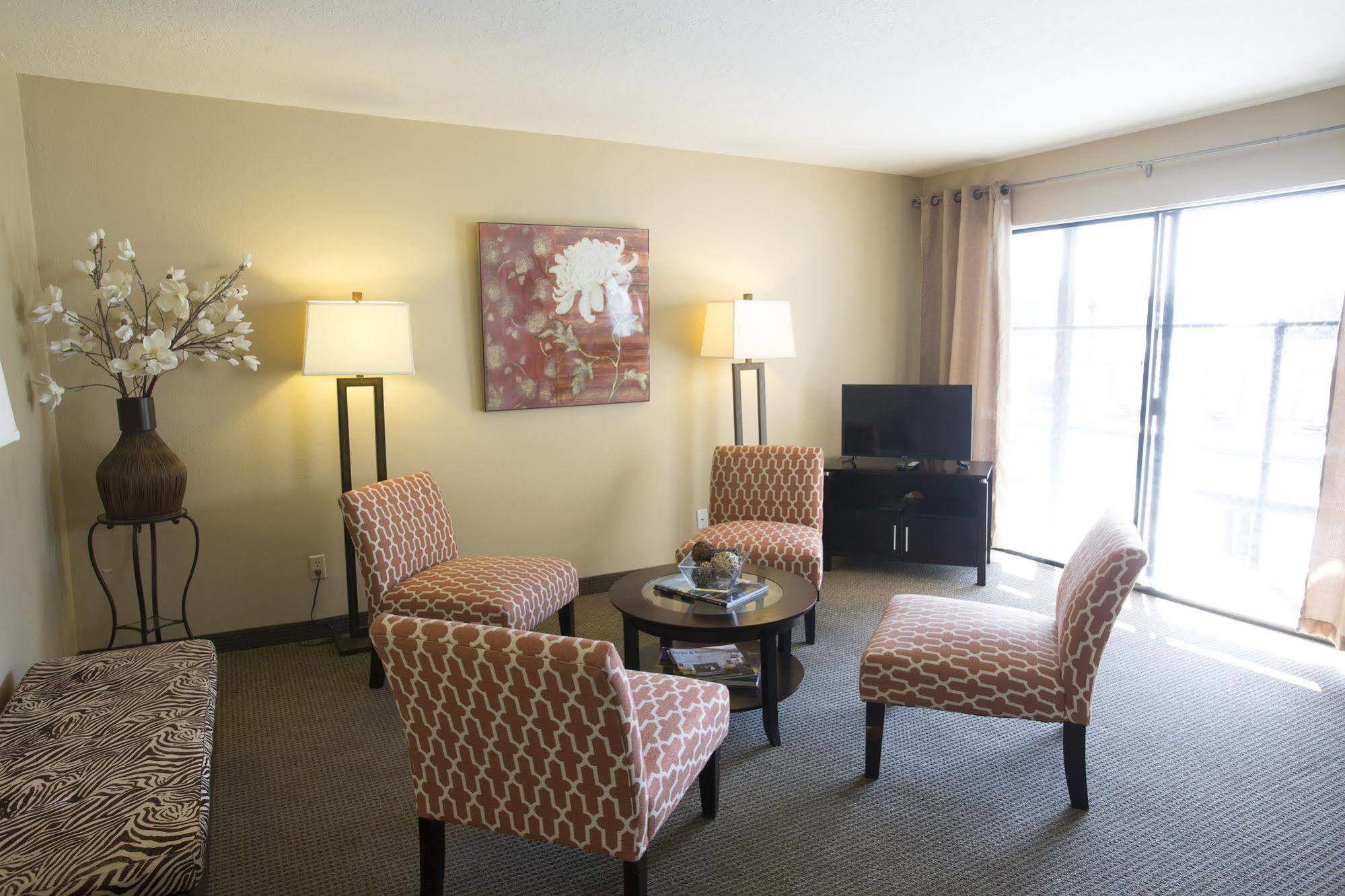 Lakeshore Inn Lake Oswego Esterno foto